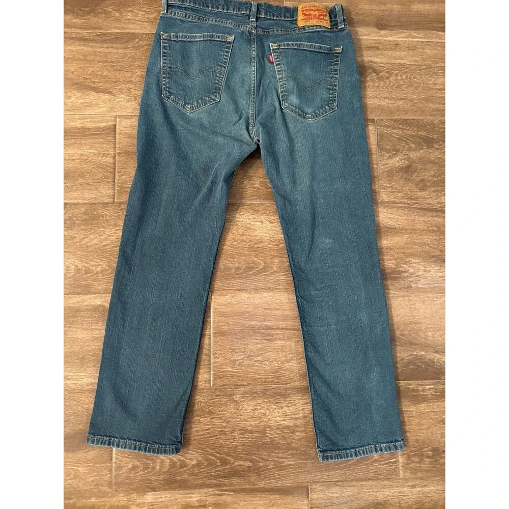 Mens Levi’s 514 Size 36/30‎ Medium Wash Denim Straight Leg Blue Jeans EUC